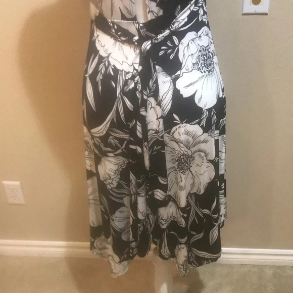 Nani Kai Hawaii Floral Halter Dress Asymmetrical Hem Open Back w/Tie Belt -M - Picture 8 of 11